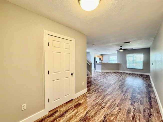 Photo - 2409 Hibiscus Bay Ln