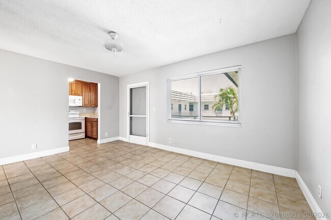 Photo - 1001 SE 16th St Unit 15