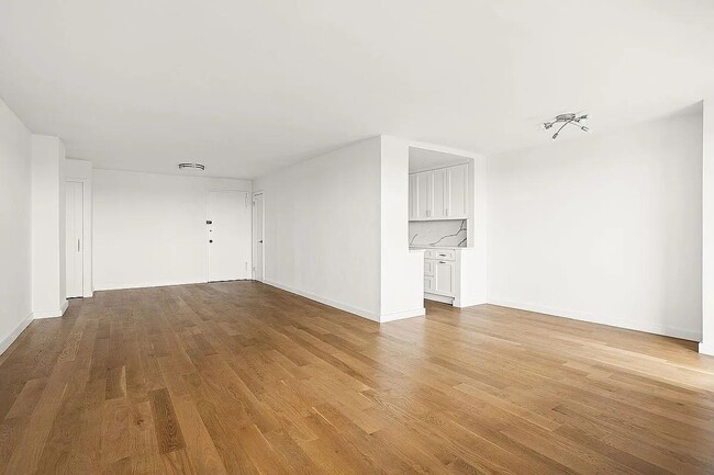 Photo - 135 Ocean Pkwy