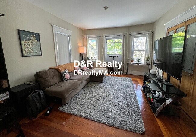 Photo - 33 Ossipee Rd Unit 2