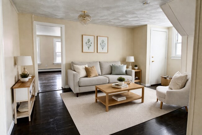 Photo - 37 Hotchkiss St Unit 3rd Floor