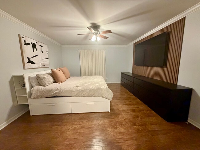 Photo - 5933 Old Plank Rd