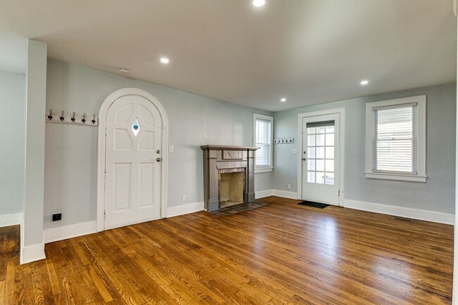 Photo - Spacious 4 Bed/ 3.5 Bath Home in Madison w Detached Office and Full Bath, 2 Car Garage, 1/2 acres...