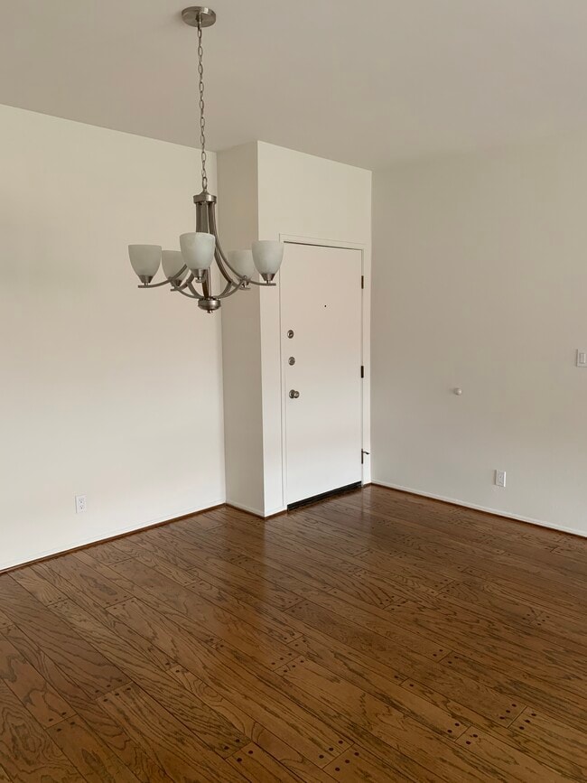 Front Entrance - 8180 Manitoba St Unit 253