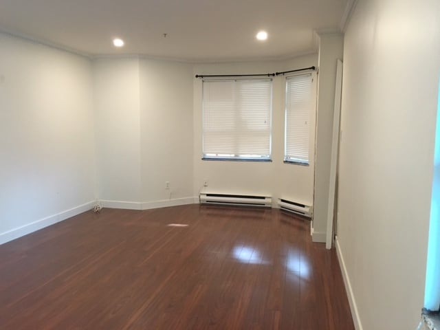 921 Thurlow St Unité 303