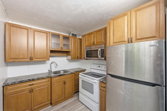 Photo - 452 Normandy Ln Unit J