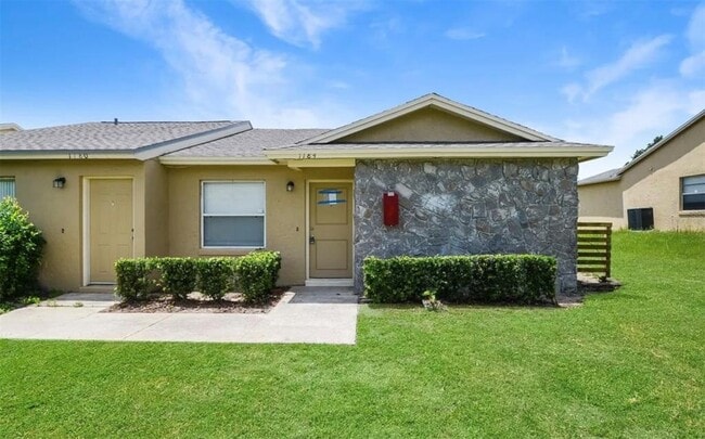 Building Photo - 1184 Woodman Way