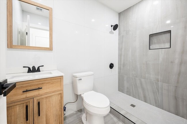 Photo - 218-36 133rd Rd