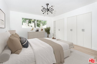 Photo - 560 Kings Rd