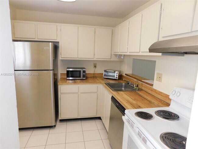 Photo - 8005 SW 107th Ave Unit 309