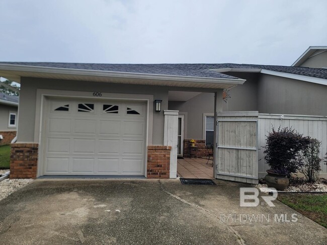 Photo - 501 Cotton Creek Dr