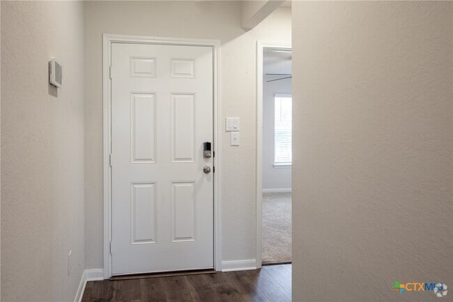 Building Photo - 2125 Silver Maple Rental
