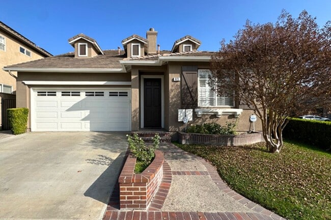 3 Bdrm/3 Bath Brea Artisan Walk Home - 3 Bdrm/3 Bath Brea Artisan Walk Home