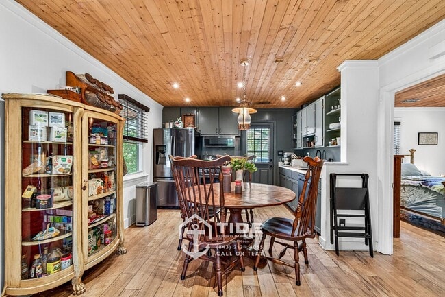 Photo - West Ashley Gem