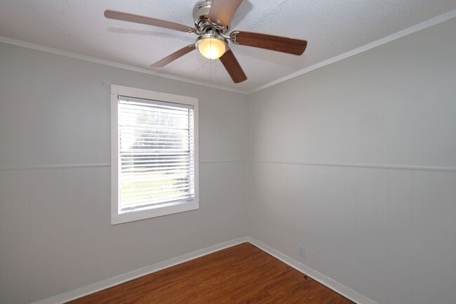 Photo - 817 Lilly St