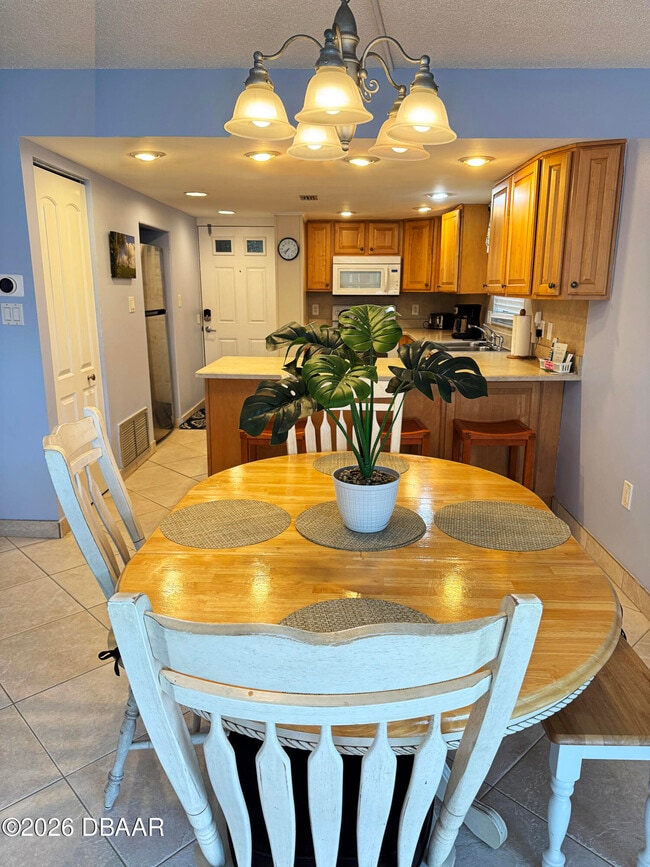 Photo - 4811 Saxon Dr Unit 602