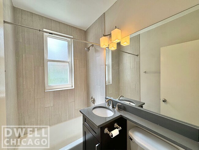 Photo - 515 W Belmont Ave Unidad 3