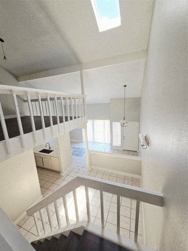 Building Photo - 12625 Newbrook Dr Unit 533 Rental