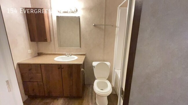 Photo - 154 Evergreen Dr