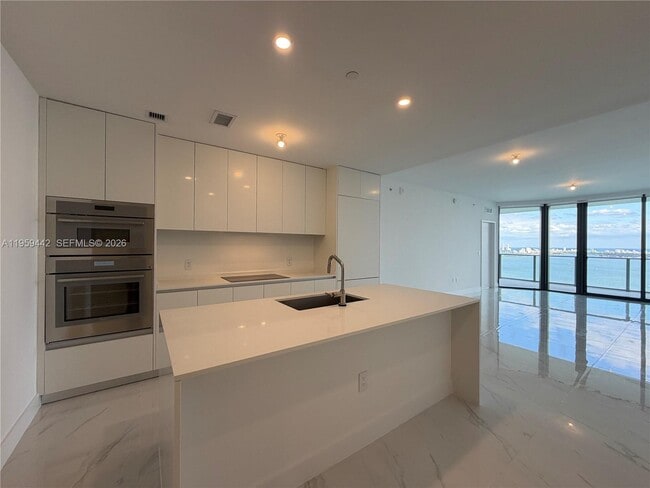 Photo - 700 NE 24th St Unit 3503