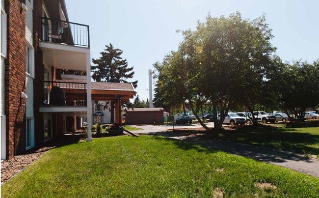 Photo - Westlawn Village