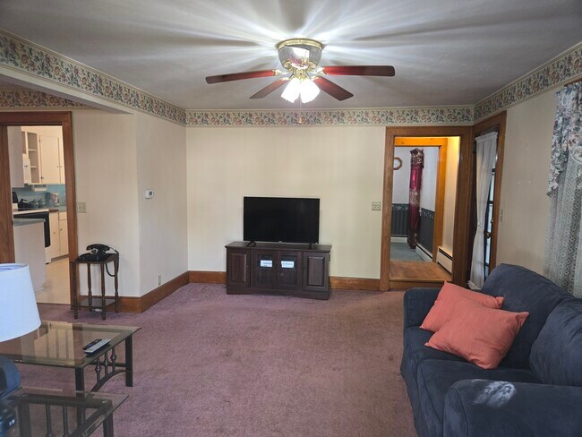 Photo - 3 Glyndon Ave