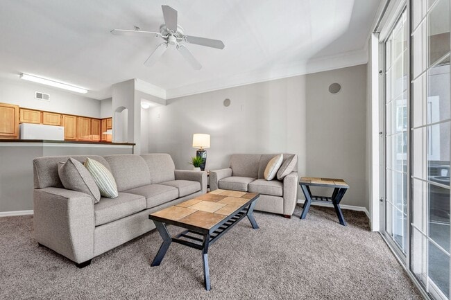 Photo - FOR RENT: Fully Furnished 1-Bedroom Lakeview Condo (6–7 Month Lease Only) The Hamptons at MetroWe... Unidad B06