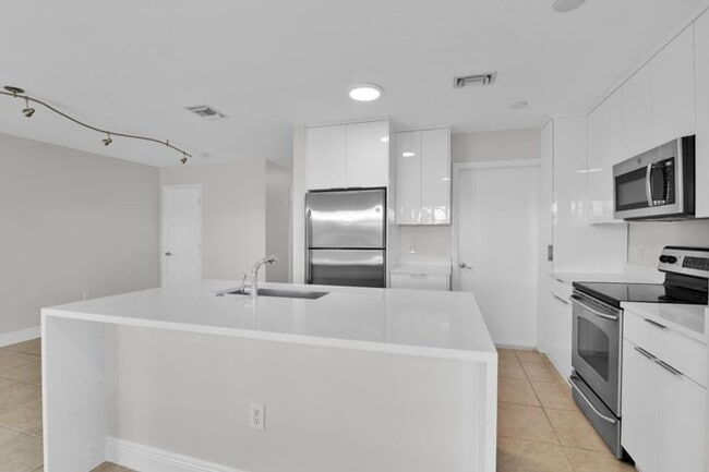 Photo - 6599 Old Farm Trail