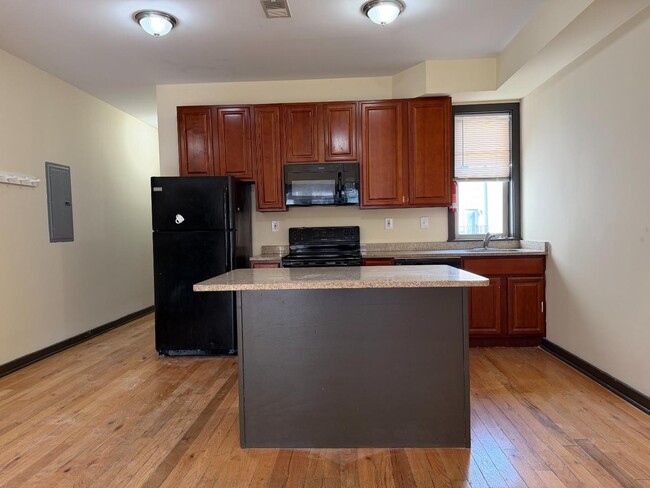 Photo - 1911 N Gratz St