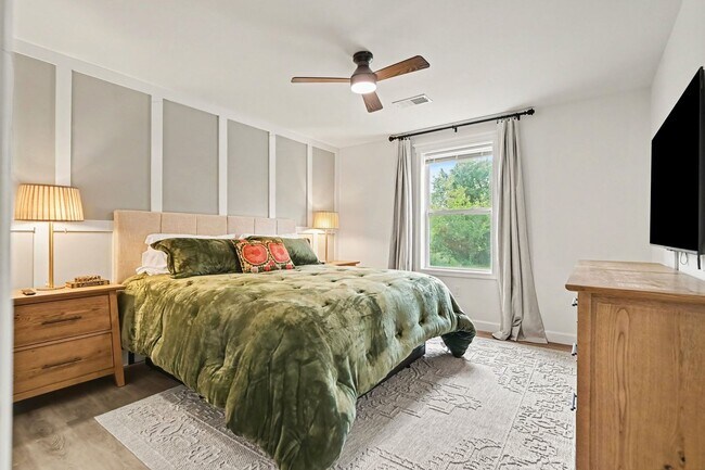 Photo - Stylish 4BR Getaway in Quiet Dayton Suburb