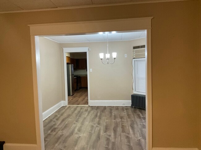 Photo - 348 N Simpson St