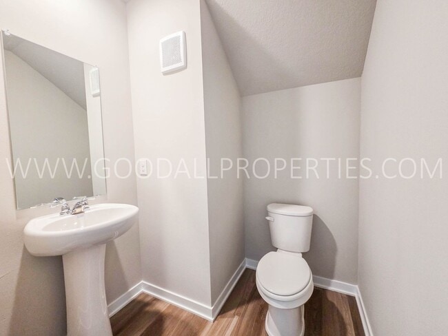 Photo - Never Lived In! Brand New 3 Bed, 2.5 Bath Townhome in Waukee