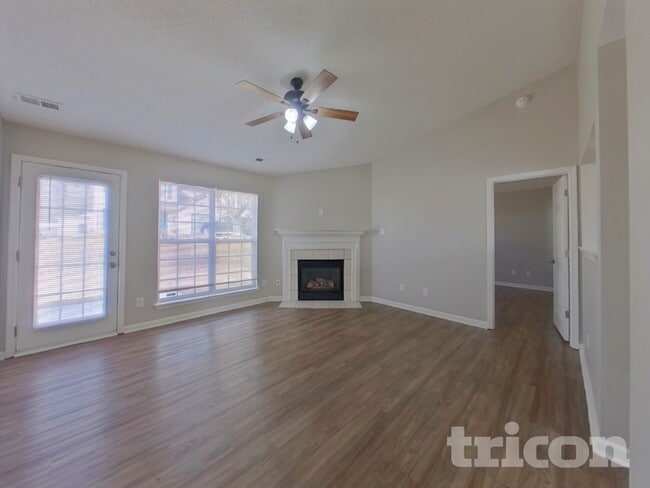 Photo - 3428 Nevin Brook Rd