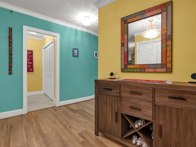 Photo - Have It All in Crystal City: Spacious, Stylish & Steps From Everything!