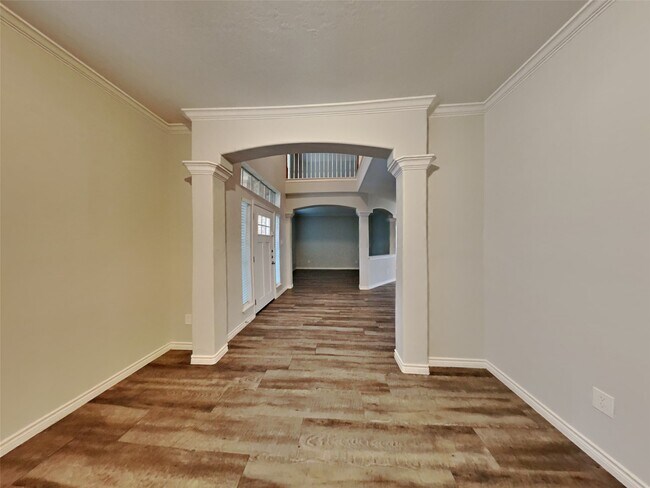 Photo - 18007 Oakloch Ct