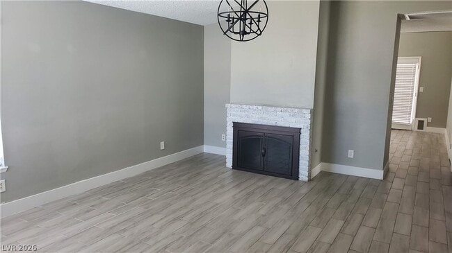 Photo - 1308 Wintergreen Dr