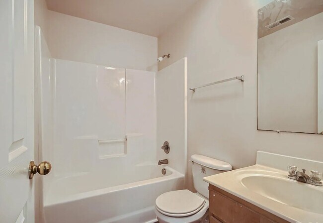 Photo - 307 Drury Dr