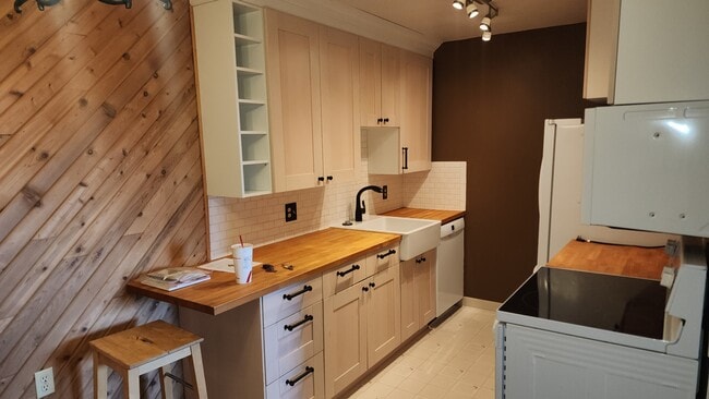 Photo - 3431 Stover St Unit 3431 Stover St. Bldg.E