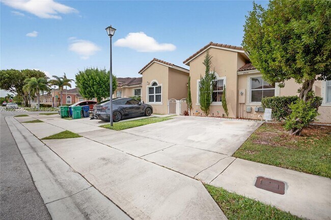 Photo - 23734 SW 110th Pl