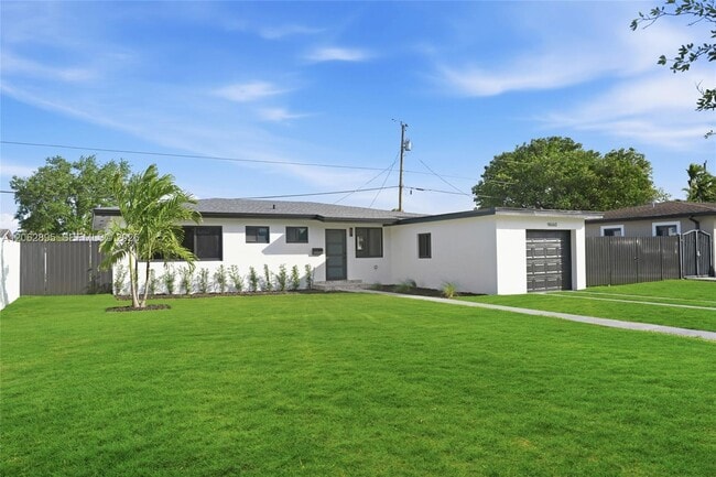 Photo - 9660 Dominican Dr