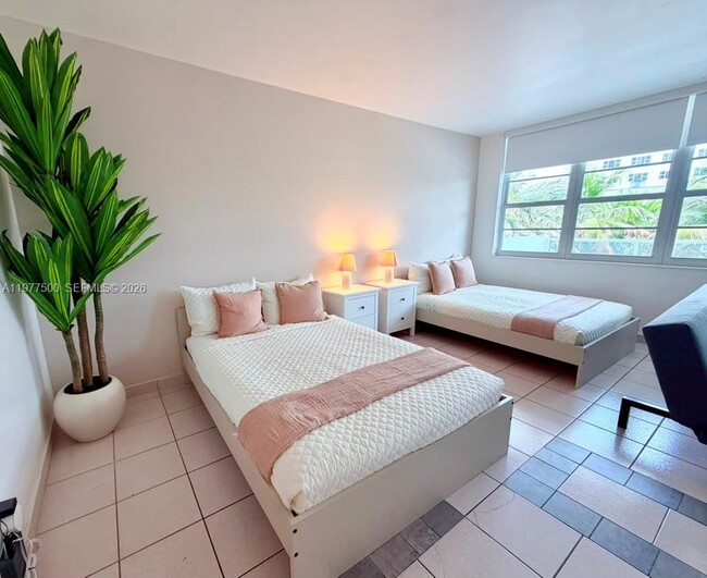 Photo - 100 Lincoln Rd Unidad 304