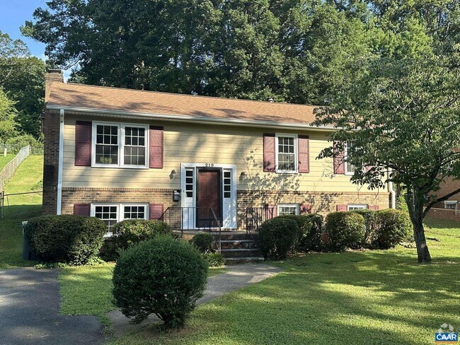 Building Photo - 219 Old Lynchburg Rd Rental