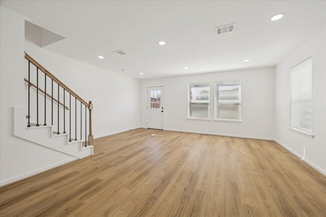 Photo - 9913 Porto Rico Rd Unit B