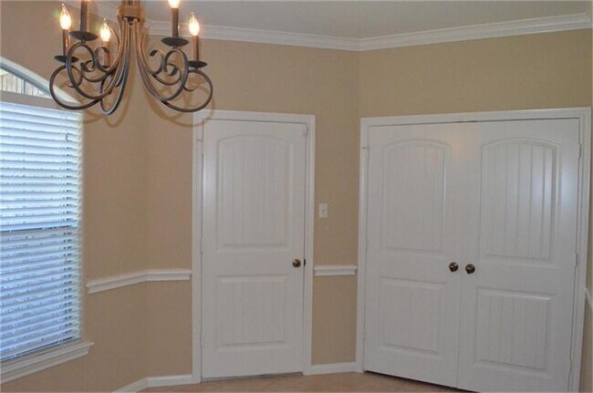 Photo - 12929 Corona Ct