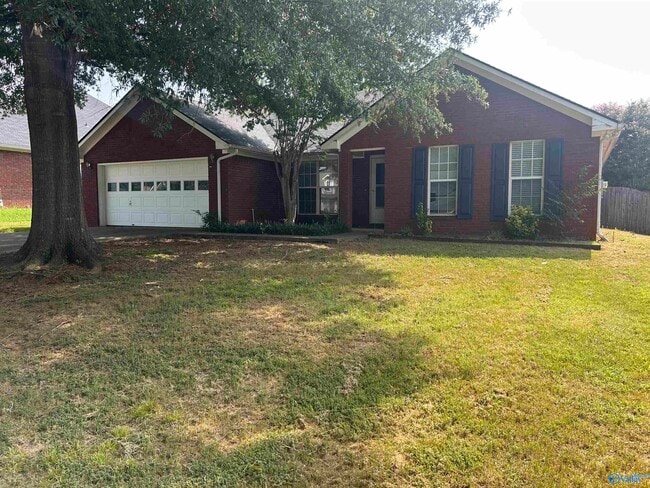111 Sunnyfield Dr