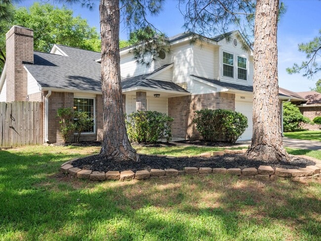 Photo - 16311 Salinas Ln