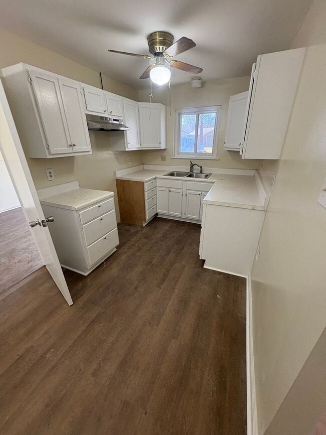 Photo - 4 bedroom home in Sherwood. Central air and heat.