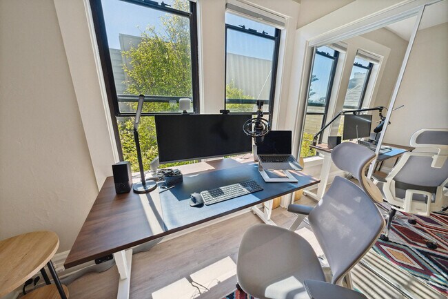 Photo - 3201 Washington St Unit FL3-ID379187P