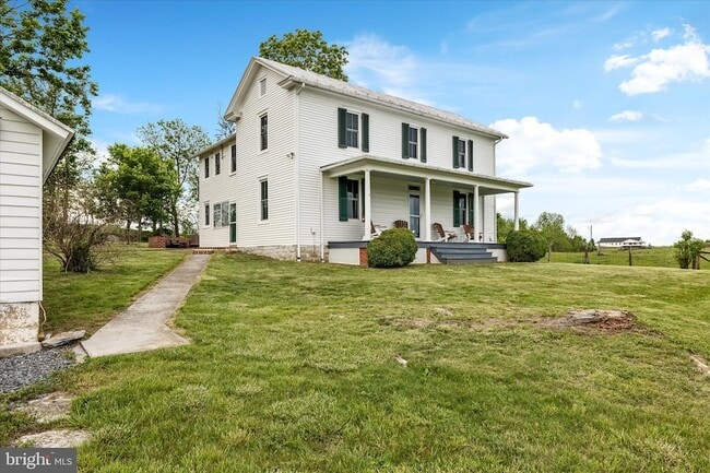 Photo - 5452 Middle Rd