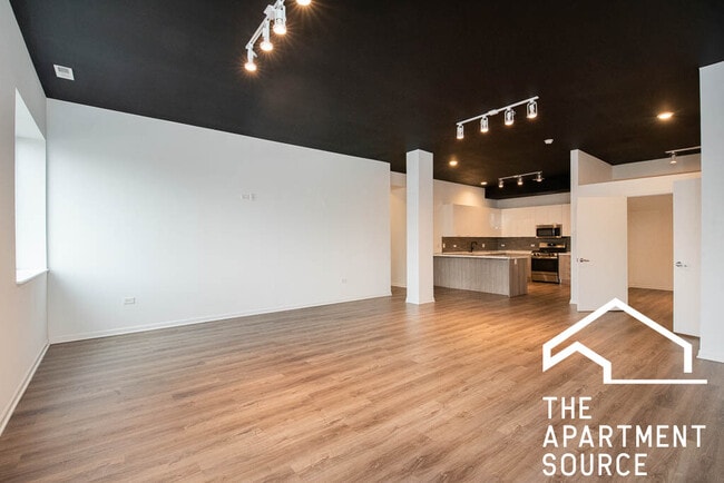 Photo - 2550 S Wabash Ave Unit 408